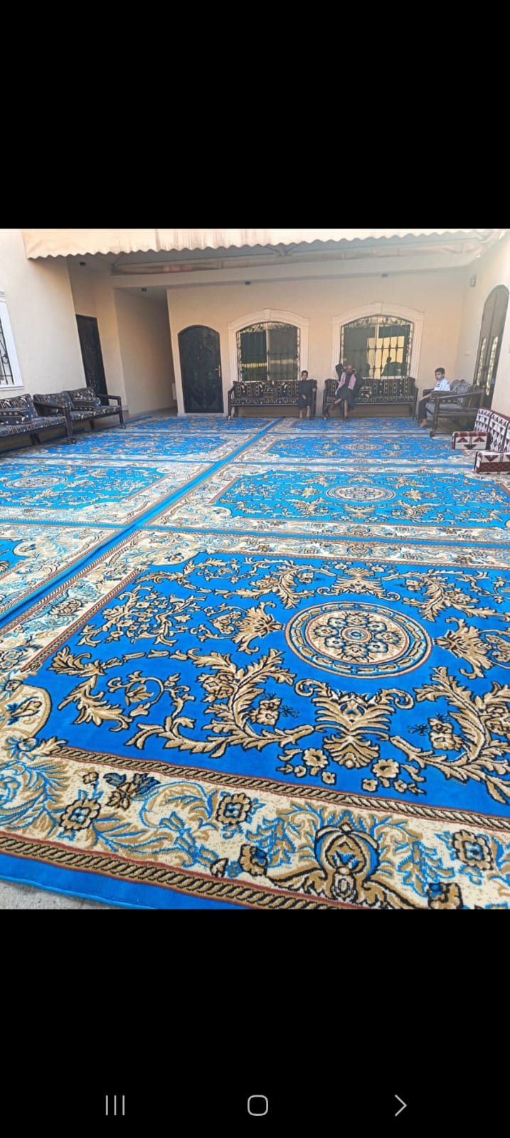 فرش سجاد فاخر لساحة استقبال كبرى