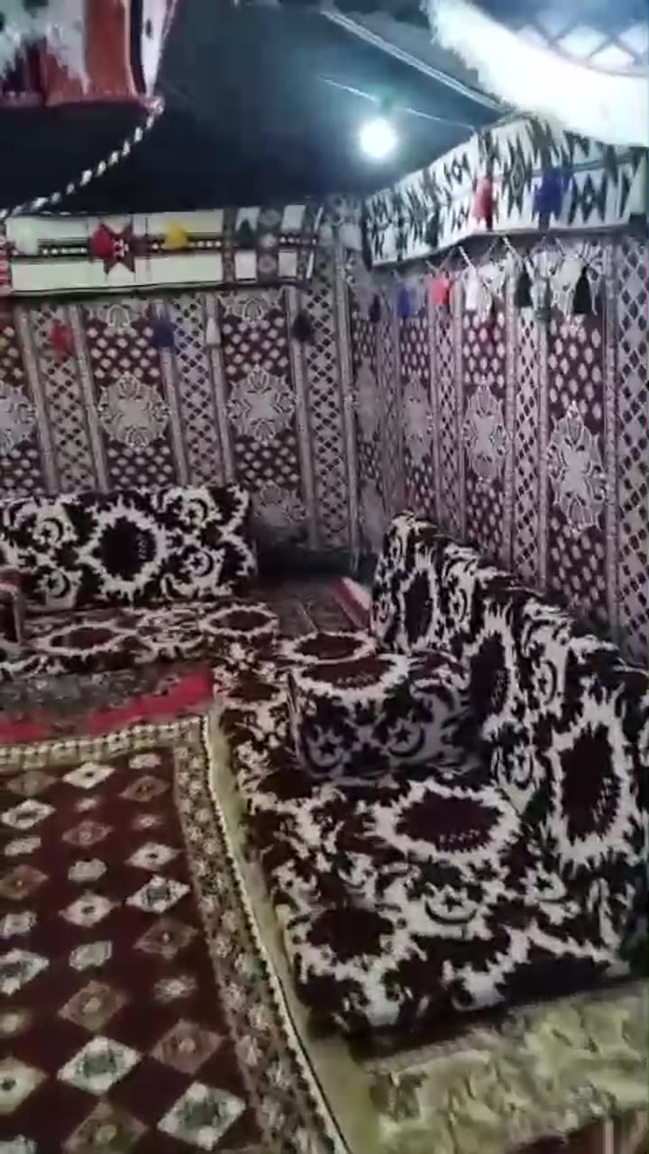 تجهيز حوش خارجي بفرش شعبي ليلاً